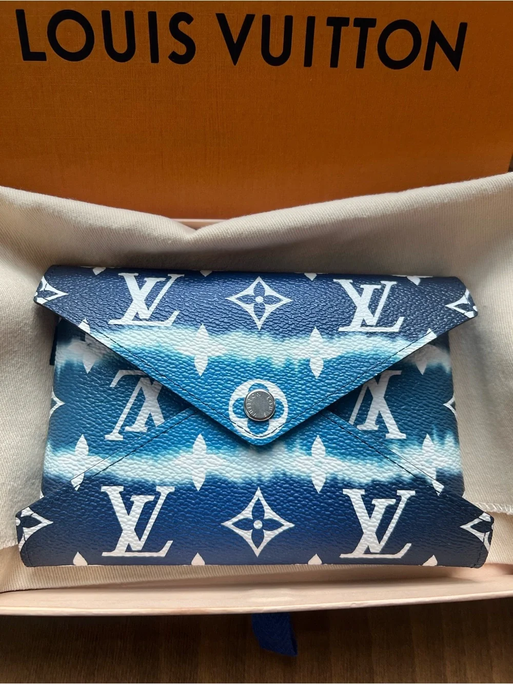 Louis Vuitton Kirigami Escale Medium Blue White Shibori Monogram Envelope Wallet